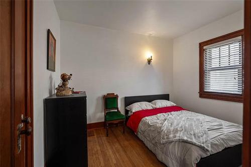 1493 Wellington Cr, Winnipeg, MB 