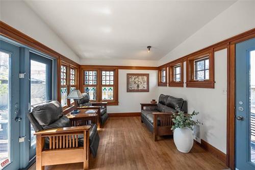 1493 Wellington Cr, Winnipeg, MB 
