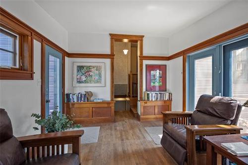 1493 Wellington Cr, Winnipeg, MB 