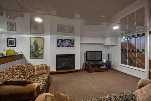 1493 Wellington Cr, Winnipeg, MB 
