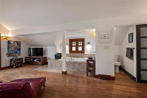 1493 Wellington Cr, Winnipeg, MB 