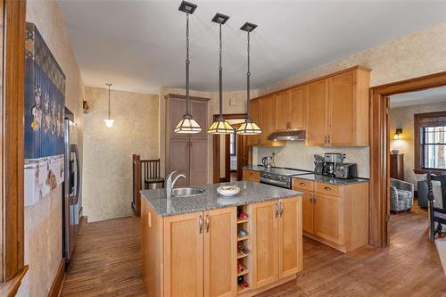 1493 Wellington Cr, Winnipeg, MB 