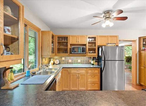 358 Marlton Cr, Winnipeg, MB 
