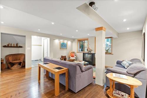 358 Marlton Cr, Winnipeg, MB 