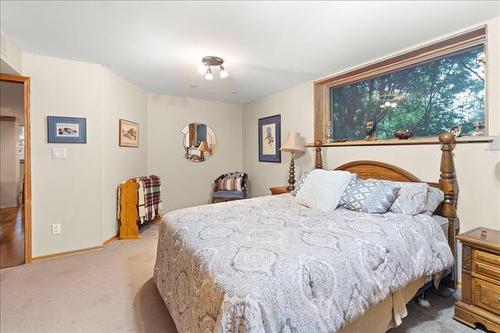 358 Marlton Cr, Winnipeg, MB 