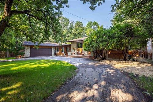 358 Marlton Cr, Winnipeg, MB 