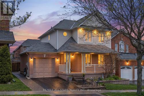 62 REDDENHURST CRESCENT  Georgina, ON L4P 4G2