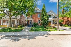546 HURD Avenue  Burlington, ON L7S 1T1