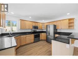 Large work space - 
