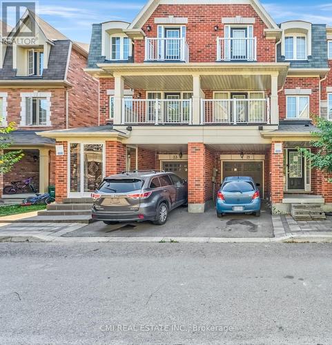 21 KAYAK HEIGHTS  Brampton, ON L6Z 0H8
