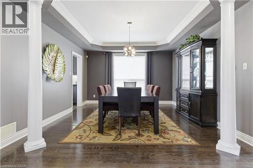 905 Marigold Court, Kitchener, ON - Indoor Photo Showing Dining Room