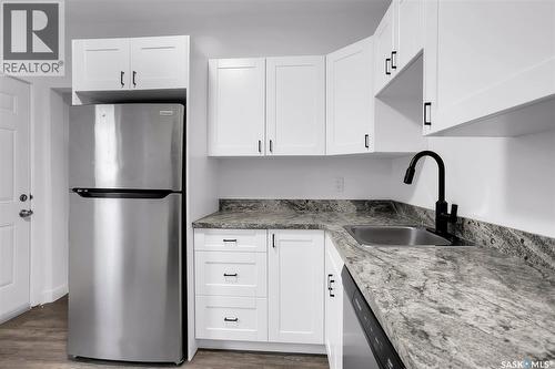 1230 E Avenue N, Saskatoon, SK - Indoor Photo Showing Kitchen