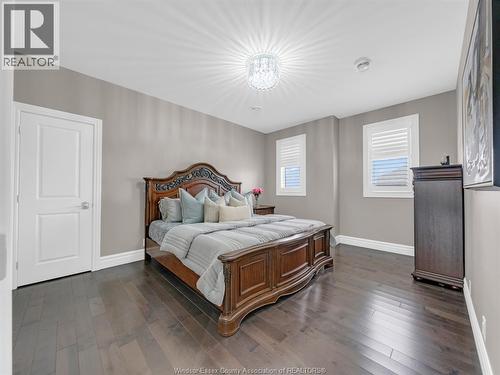 31 Heathview Trail, Leamington, ON - Indoor Photo Showing Bedroom