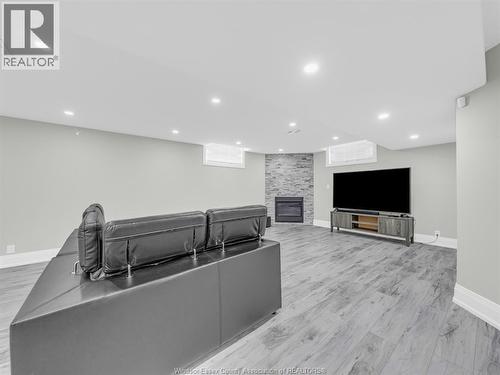 31 Heathview Trail, Leamington, ON - Indoor