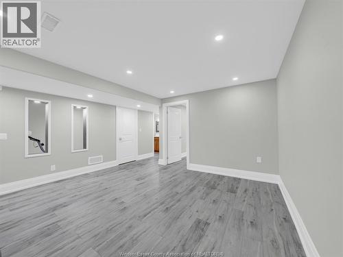 31 Heathview Trail, Leamington, ON - Indoor Photo Showing Other Room