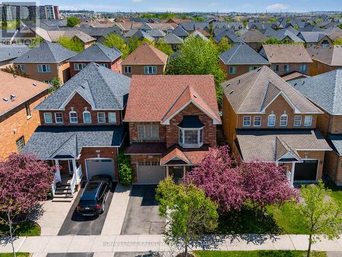 144 Mccready Drive, Milton, ON - Outdoor With Facade