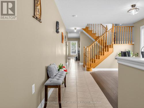 144 Mccready Drive, Milton, ON - Indoor Photo Showing Other Room