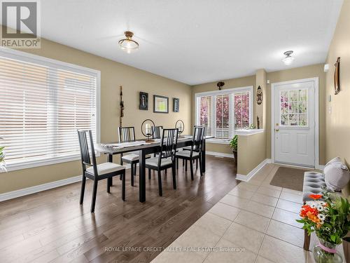 144 Mccready Drive, Milton, ON - Indoor Photo Showing Dining Room
