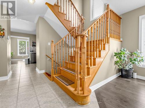 144 Mccready Drive, Milton, ON - Indoor Photo Showing Other Room