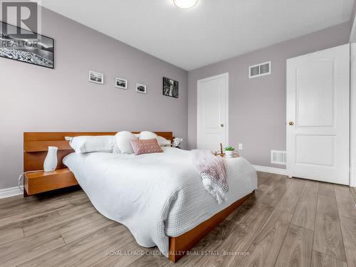 144 Mccready Drive, Milton, ON - Indoor Photo Showing Bedroom