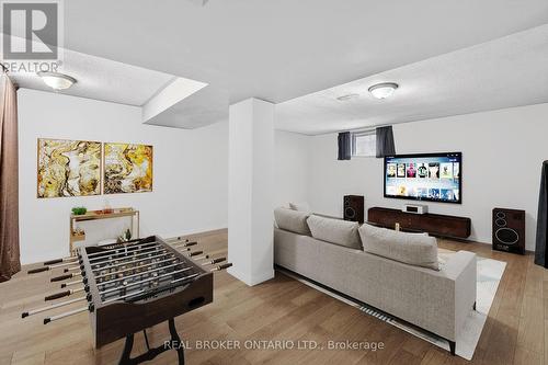 379 Talbot Street, Hamilton, ON - Indoor