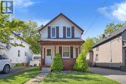 78 FISHER STREET Oshawa (Central), ON L1H 2V3