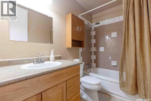 466 Smith Crescent, Saskatoon, SK 