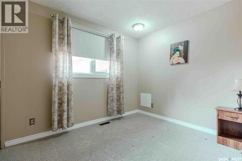 466 Smith Crescent, Saskatoon, SK 