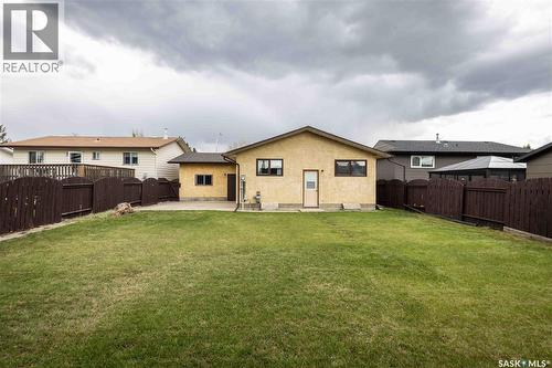 466 Smith Crescent, Saskatoon, SK 