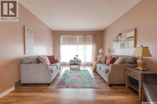 466 Smith Crescent, Saskatoon, SK 