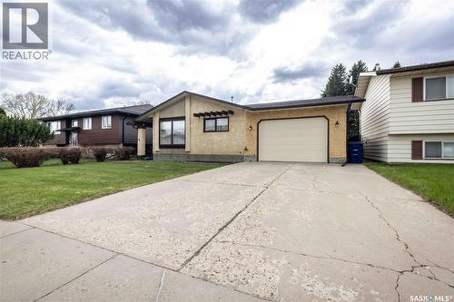 466 Smith Crescent, Saskatoon, SK 