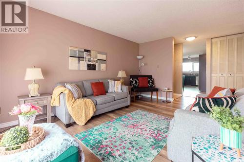 466 Smith Crescent, Saskatoon, SK 