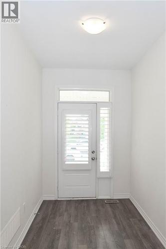 10 Daylily Lane, Kitchener, ON 
