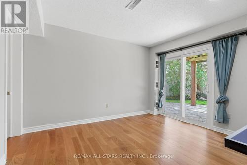 28 Testa Road, Uxbridge, ON - Indoor Photo Showing Other Room