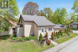 289 MISSISSAGA STREET W Orillia, ON L3V 3B7