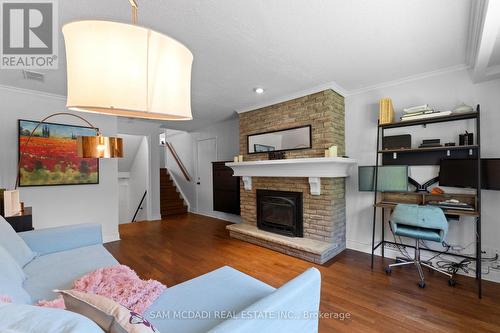 2464 Council Ring Road, Mississauga, ON - Indoor Photo Showing Living Room With Fireplace