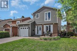 99 MELANIE CRESCENT  Ottawa, ON K2L 2E4
