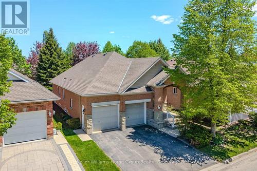 6 PARKSIDE DRIVE  Guelph (Village By The Arboretum), ON N1G 4X7