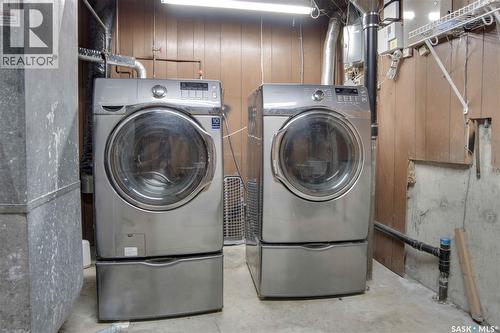 3017 Taylor Street E, Saskatoon, SK - Indoor Photo Showing Laundry Room