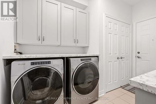 4163 Stonebridge Crescent, Burlington, ON - Indoor Photo Showing Laundry Room