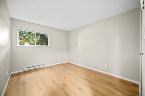 #101B-698 Aspen Rd, Comox, BC - Indoor Photo Showing Other Room
