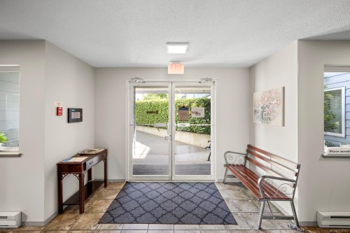 #101B-698 Aspen Rd, Comox, BC - Indoor Photo Showing Other Room