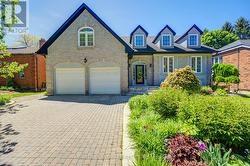 38 BALFOUR DRIVE  Hamilton, ON L9C 7A6