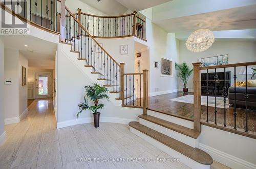 38 Balfour Drive, Hamilton, ON - Indoor Photo Showing Other Room