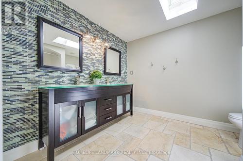38 Balfour Drive, Hamilton, ON - Indoor Photo Showing Bathroom