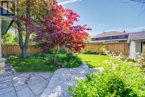 38 Balfour Drive, Hamilton, ON - Outdoor