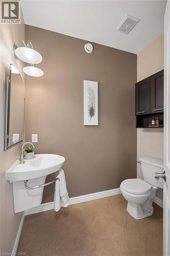 697 Breakwater Crescent, Waterloo, ON - Indoor Photo Showing Bathroom