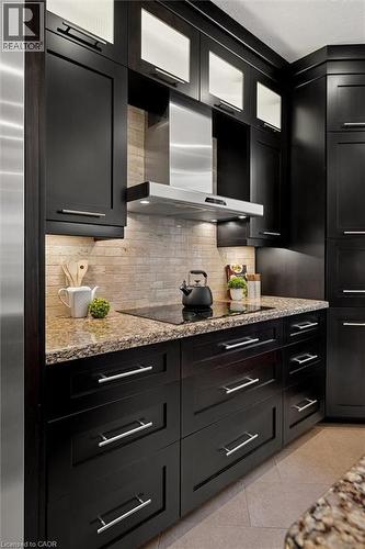 697 Breakwater Crescent, Waterloo, ON - Indoor Photo Showing Kitchen