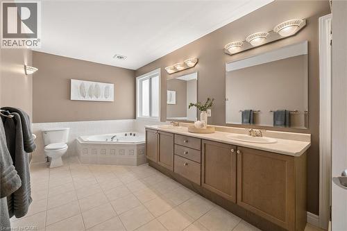 697 Breakwater Crescent, Waterloo, ON - Indoor Photo Showing Bathroom