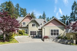 #103-945 Bear Mountain Pkwy Langford, BC V9B 6T1